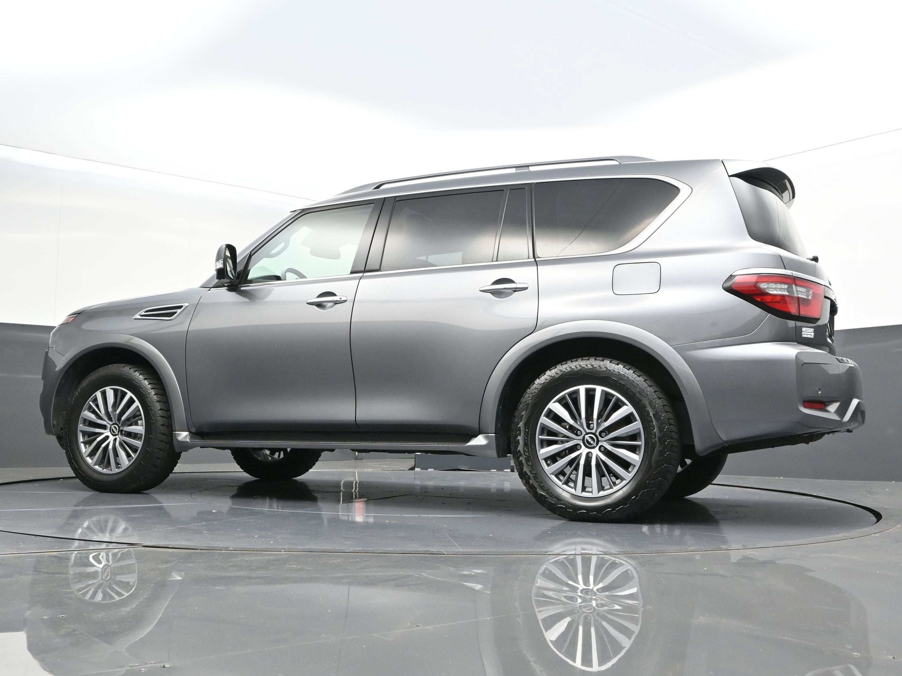 2023 Nissan Armada SL 2WD