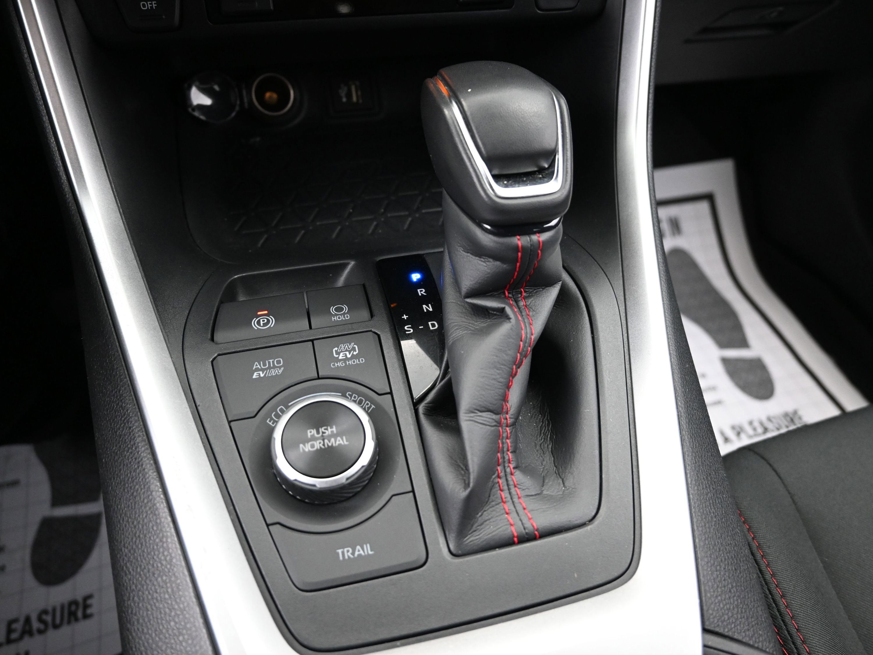 2023 Toyota RAV4 Prime SE