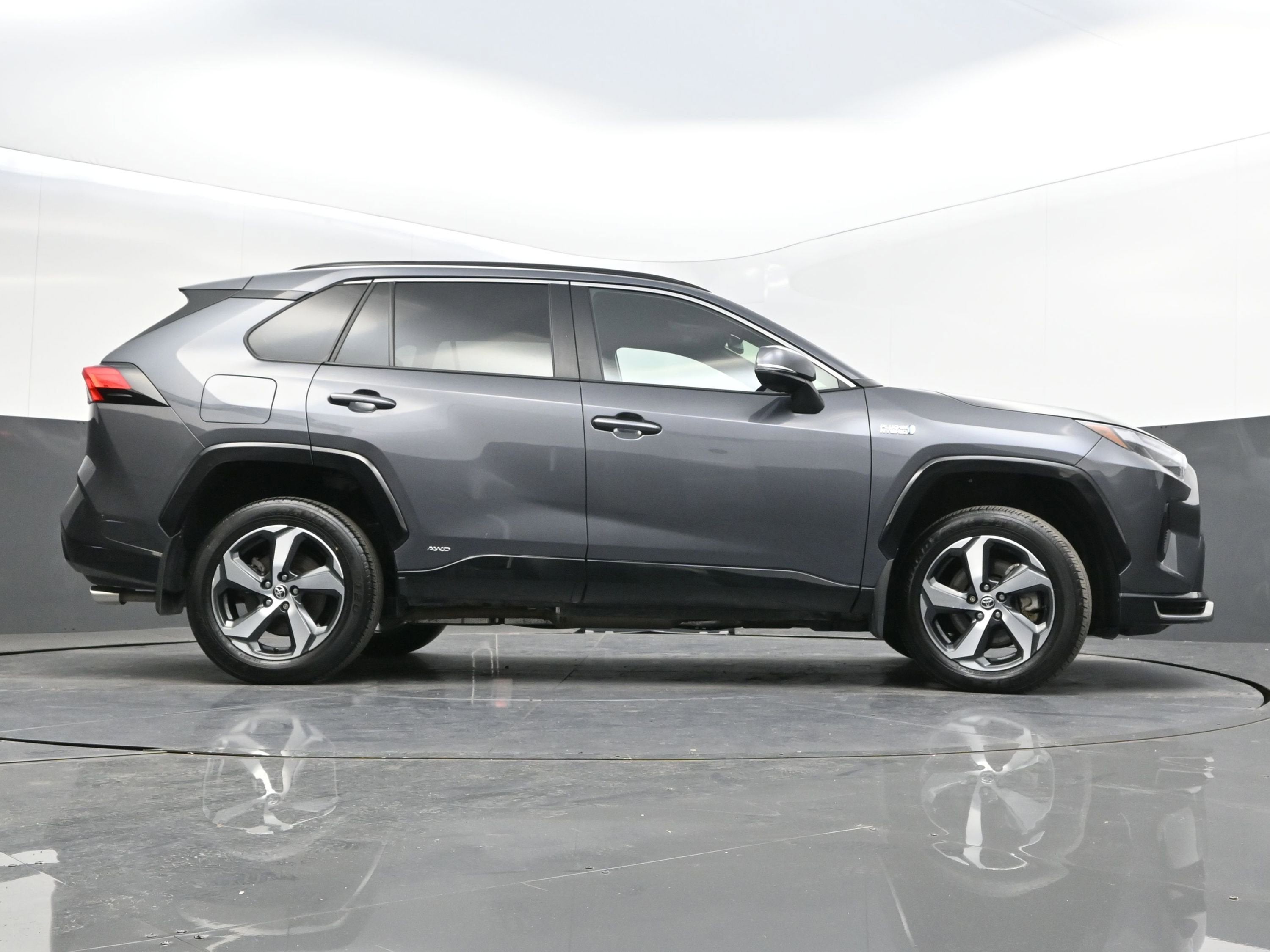 2023 Toyota RAV4 Prime SE