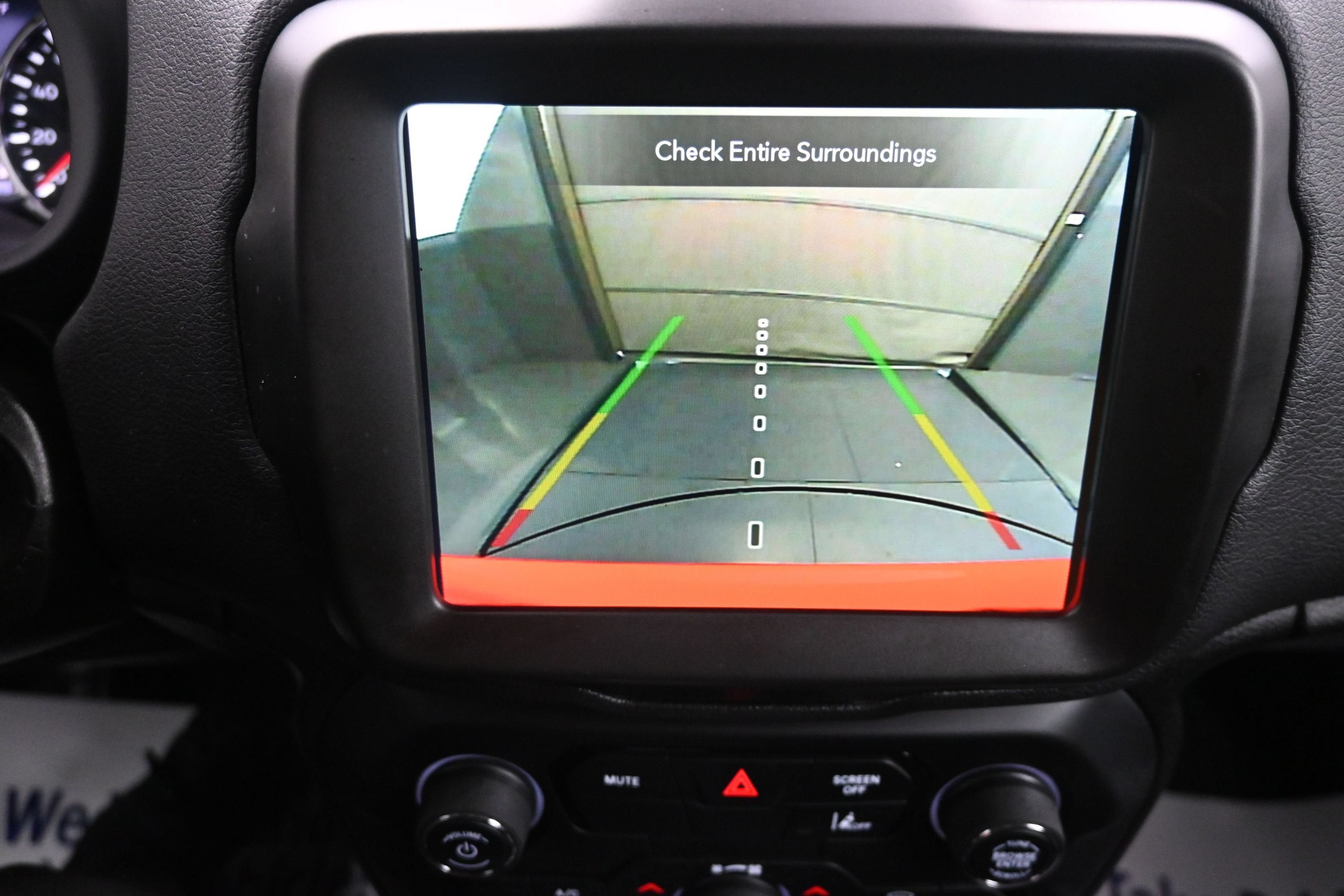 2023 Jeep Renegade Red Edition - Photo 18
