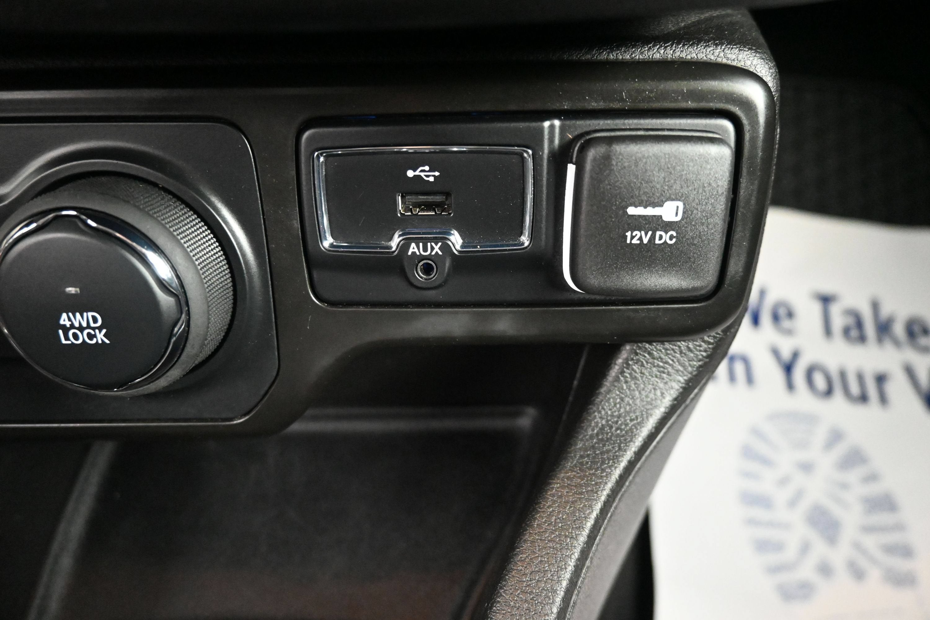 2023 Jeep Renegade Red Edition - Photo 22