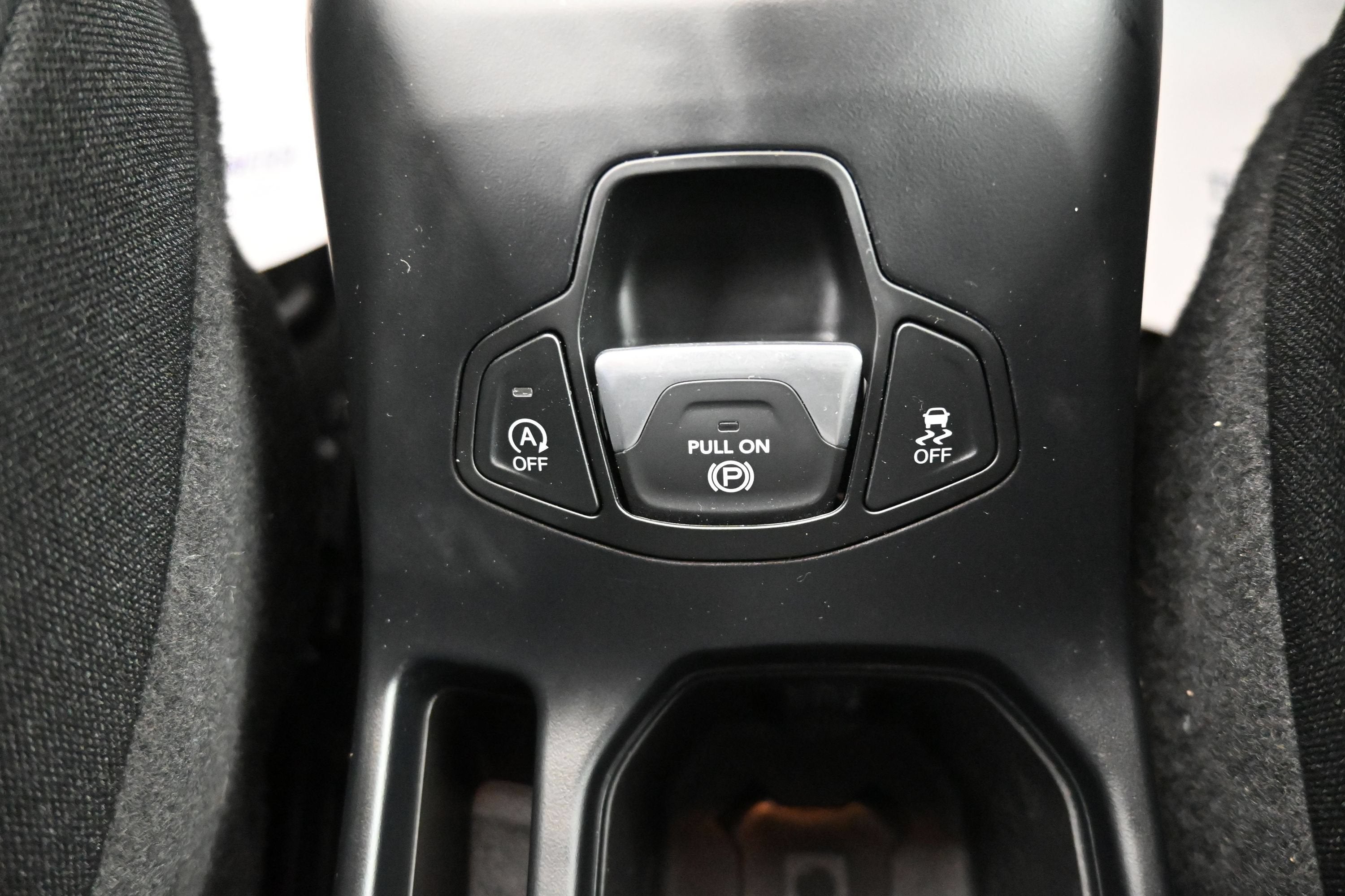 2023 Jeep Renegade Red Edition - Photo 23