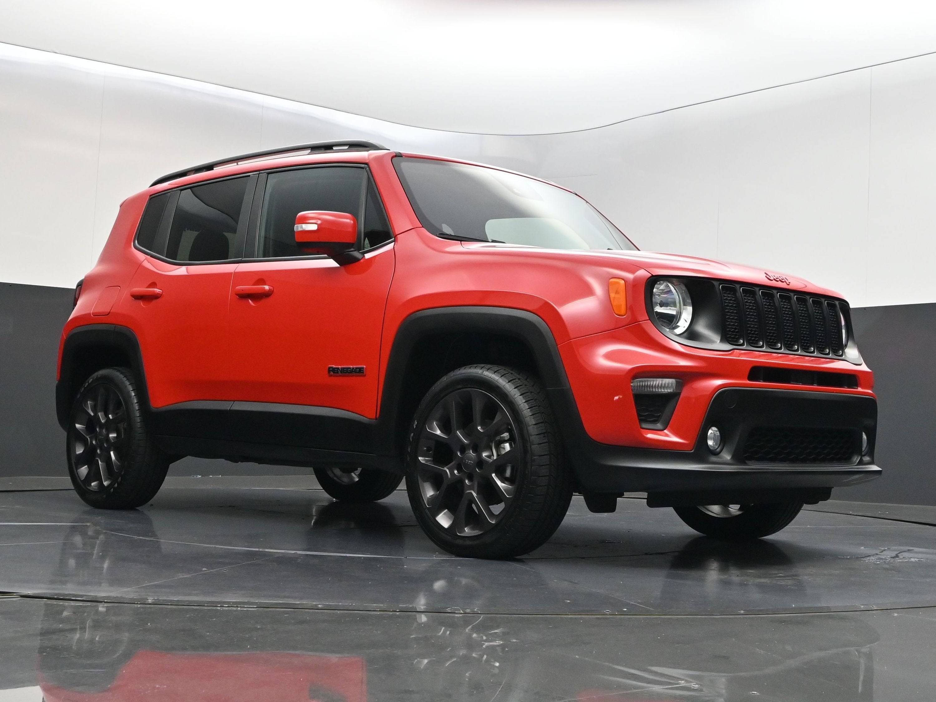 2023 Jeep Renegade Red Edition - Photo 37