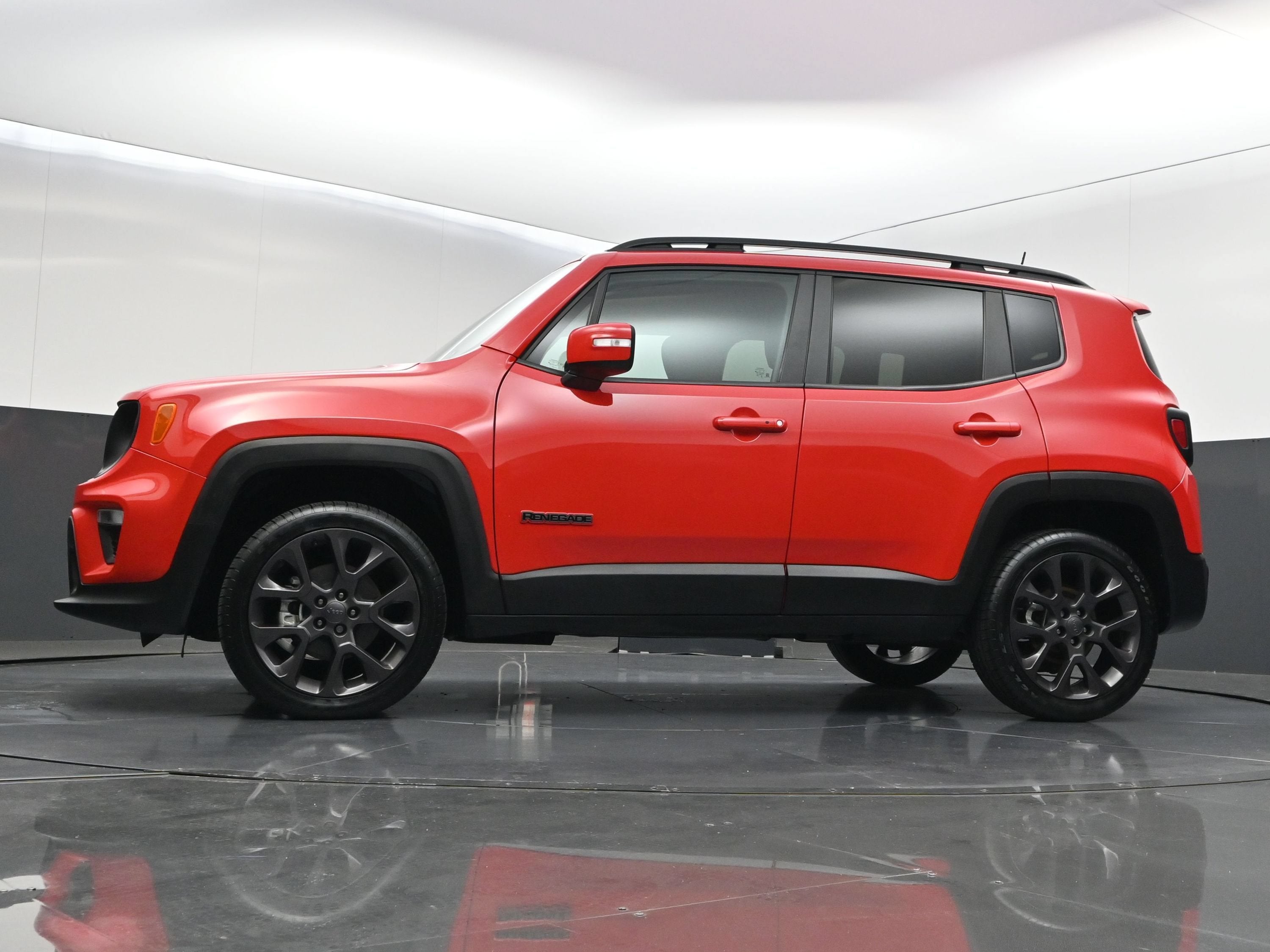 2023 Jeep Renegade Red Edition - Photo 40
