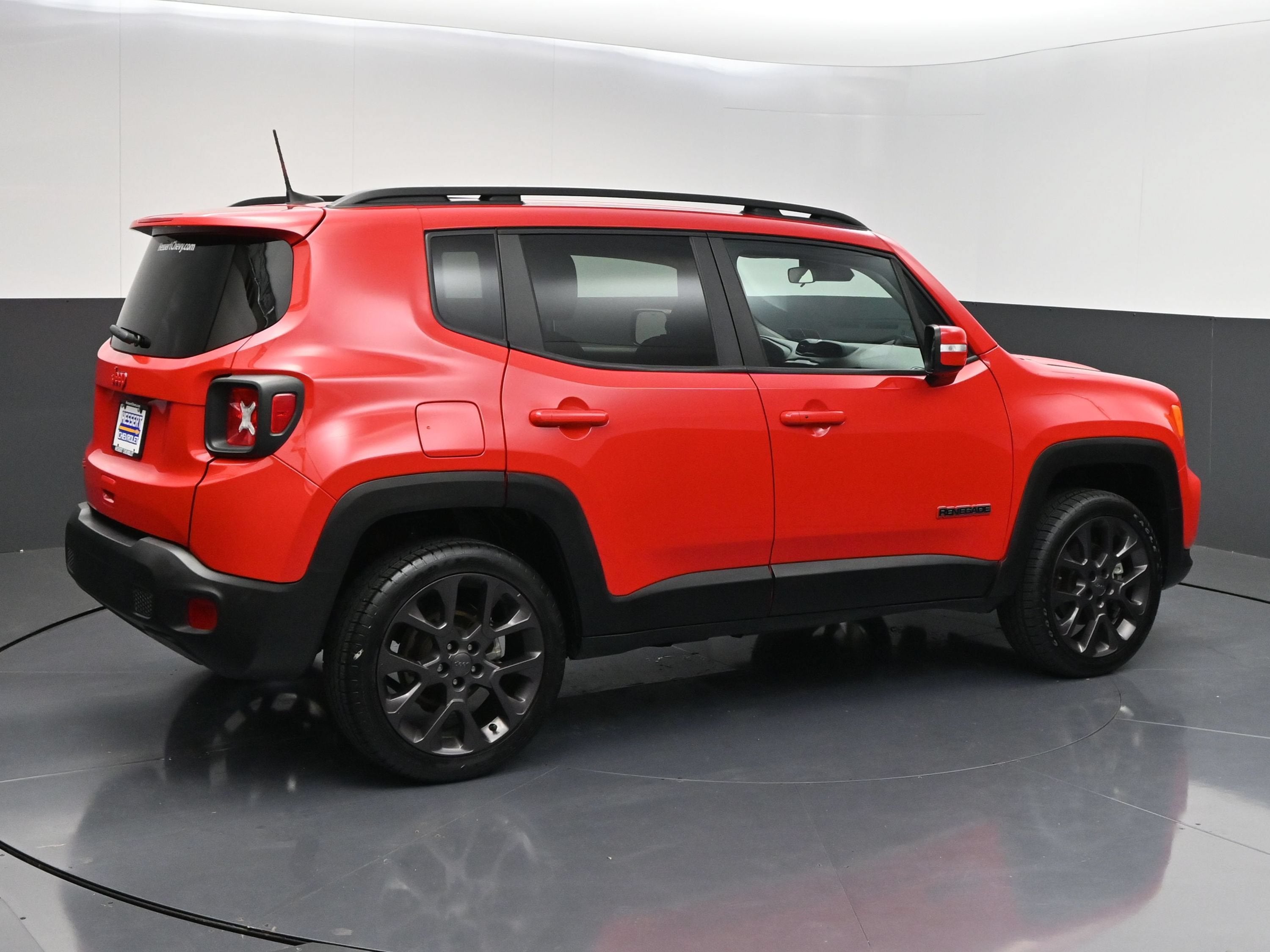 2023 Jeep Renegade Red Edition - Photo 8
