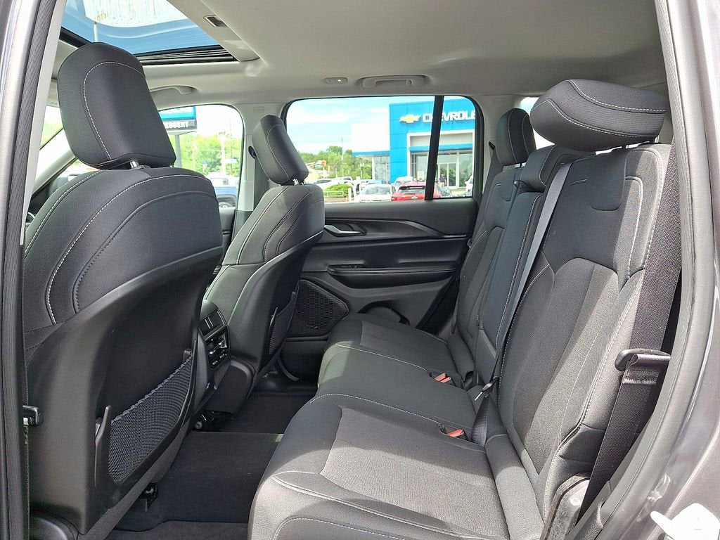 2024 Jeep Grand Cherokee Laredo X 4x4