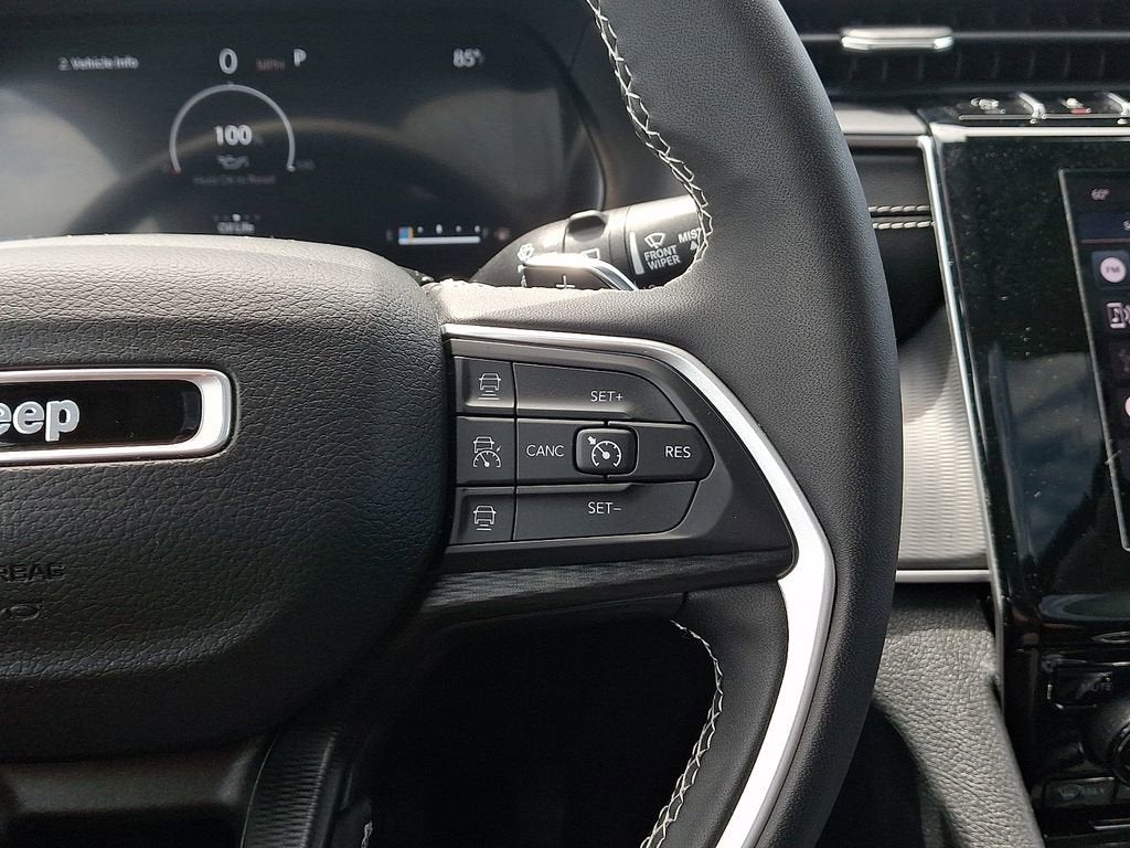2024 Jeep Grand Cherokee Laredo X 4x4