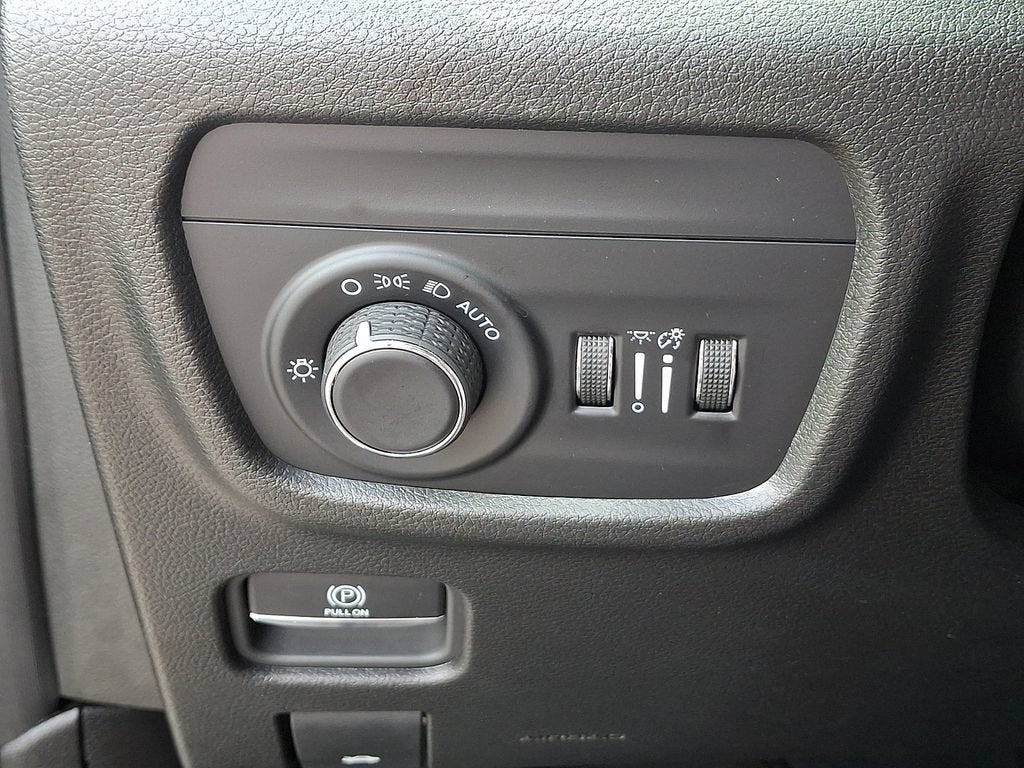2024 Jeep Grand Cherokee Laredo X 4x4