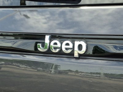 2024 Jeep Grand Cherokee Laredo X 4x4