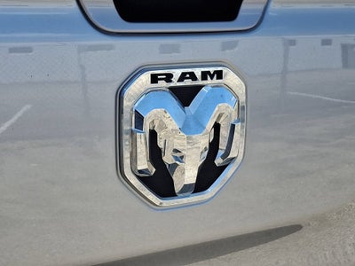 2023 RAM 1500 Big Horn Crew Cab 4x4 5'7" Box