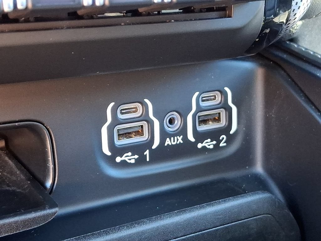 2020 RAM 1500 Limited Crew Cab 4x4 5'7" Box