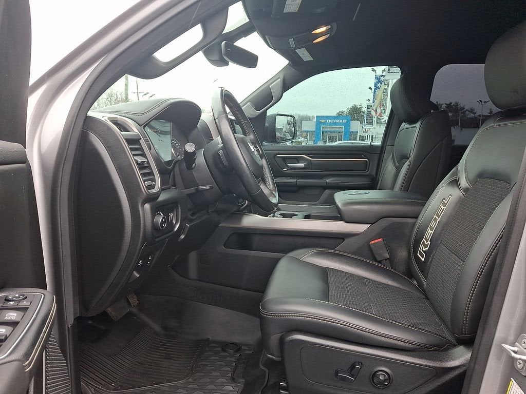 2020 RAM 1500 Rebel Crew Cab 4x4 5'7" Box