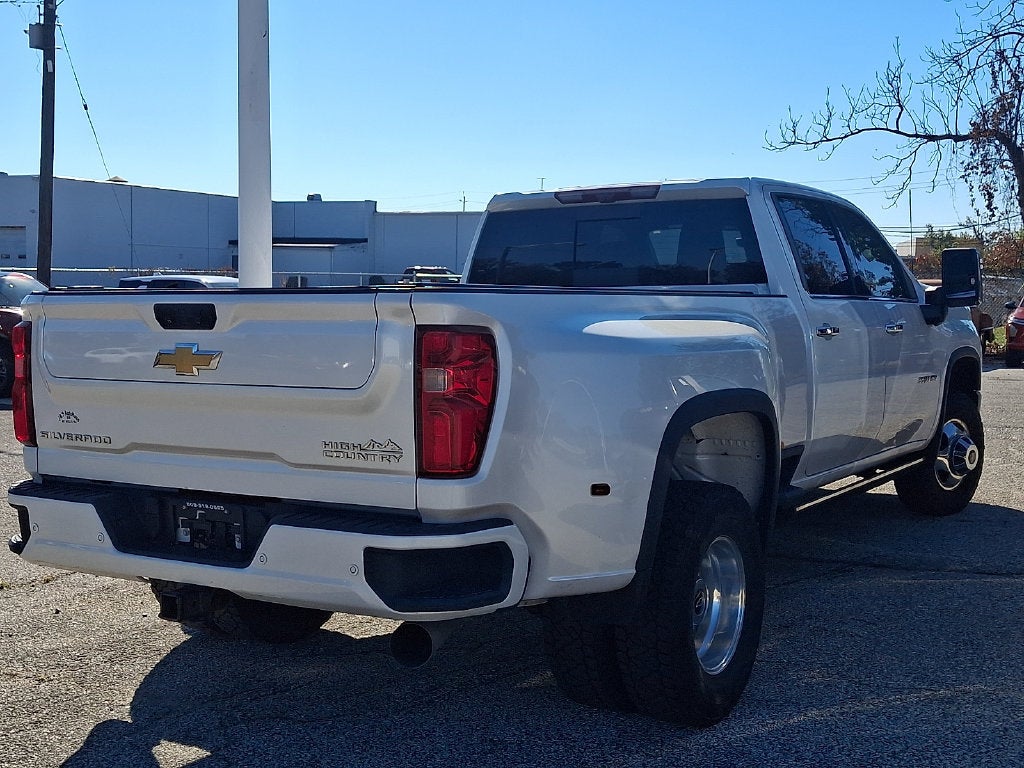 2023 Chevrolet Silverado 3500 HD High Country