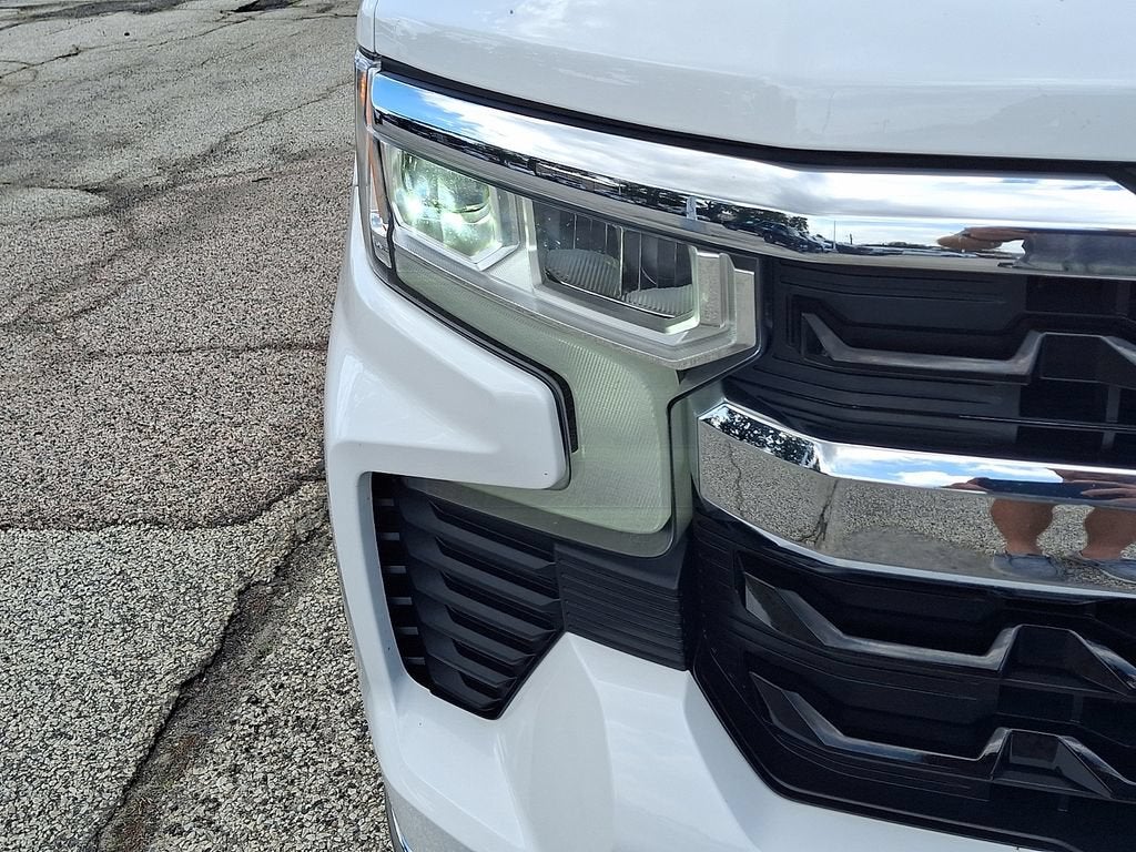2024 Chevrolet Silverado 1500 LT - Photo 11