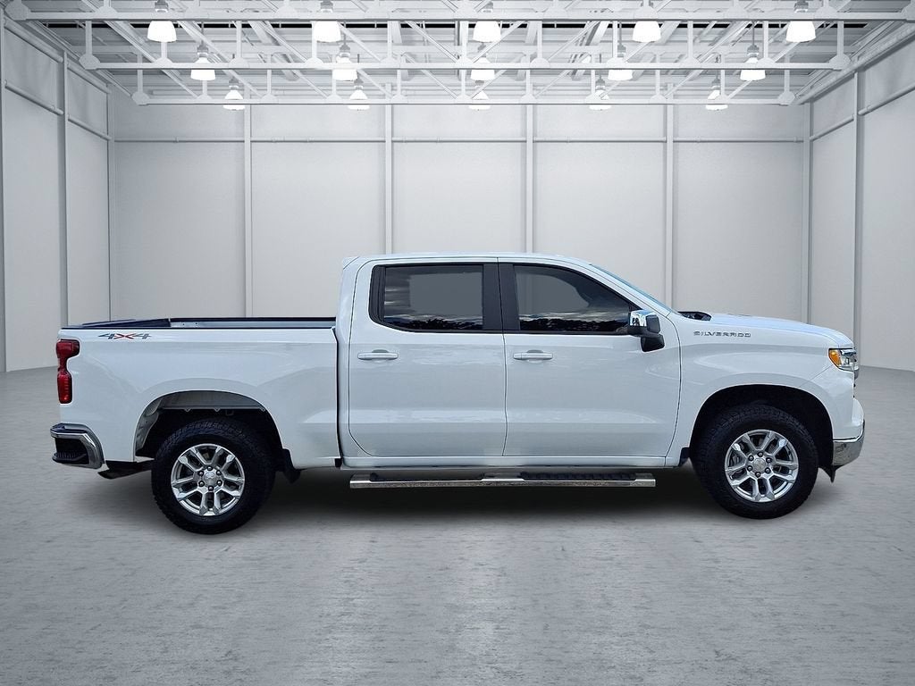 2024 Chevrolet Silverado 1500 LT - Photo 9
