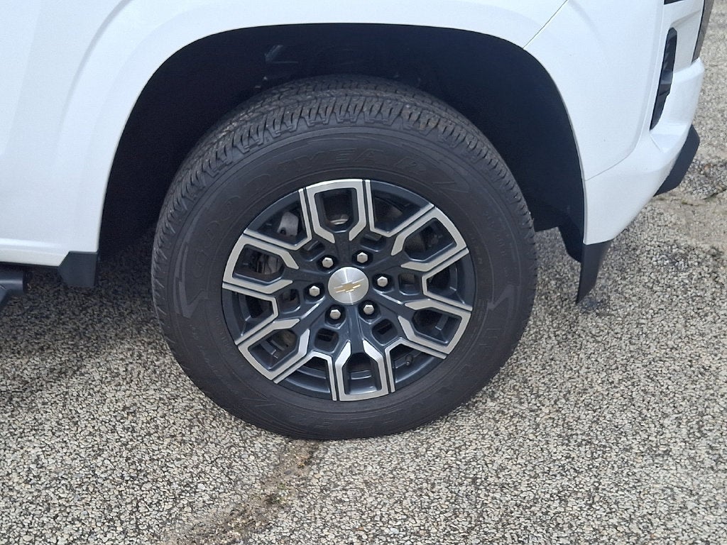 2023 Chevrolet Colorado 4WD LT