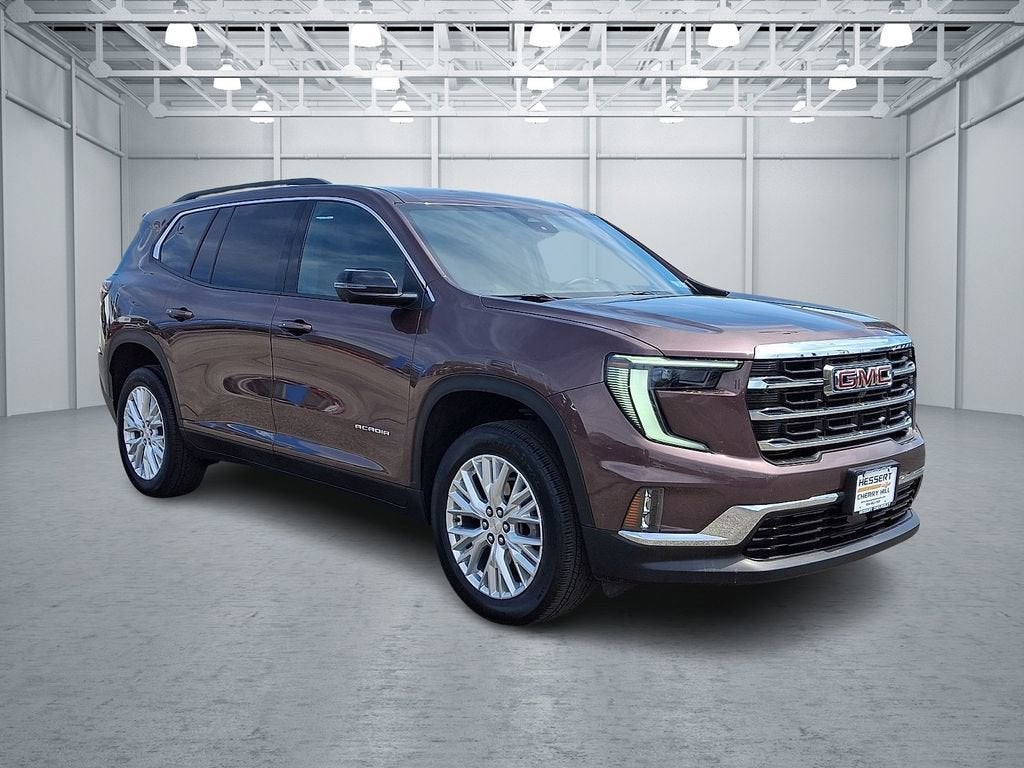2024 GMC Acadia Elevation
