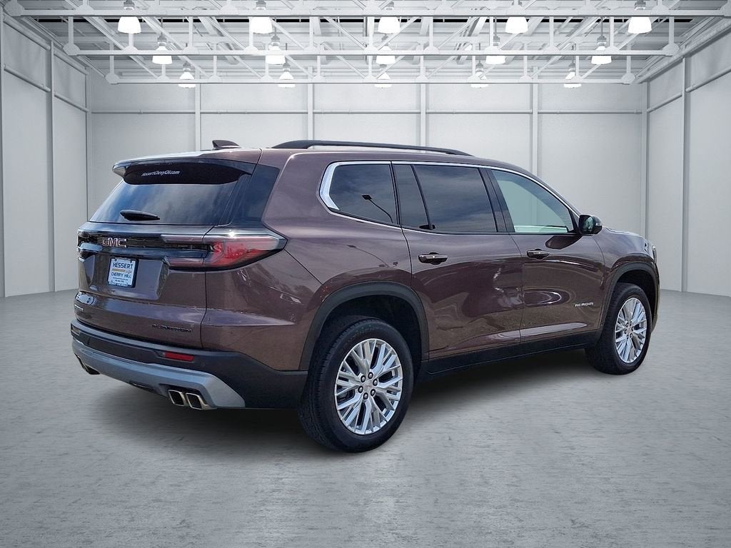 2024 GMC Acadia Elevation