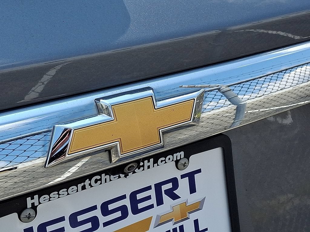 2021 Chevrolet Traverse LS - Photo 12