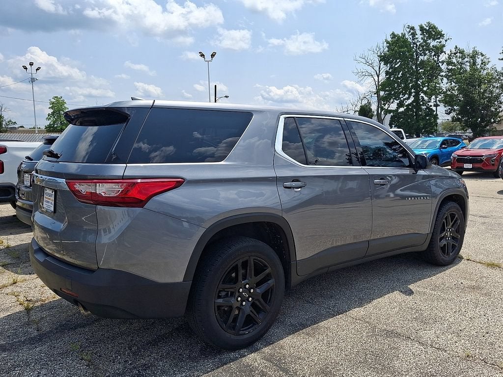 2021 Chevrolet Traverse LS - Photo 6