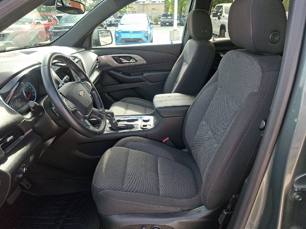 2023 Chevrolet Traverse 1LT - Photo 15