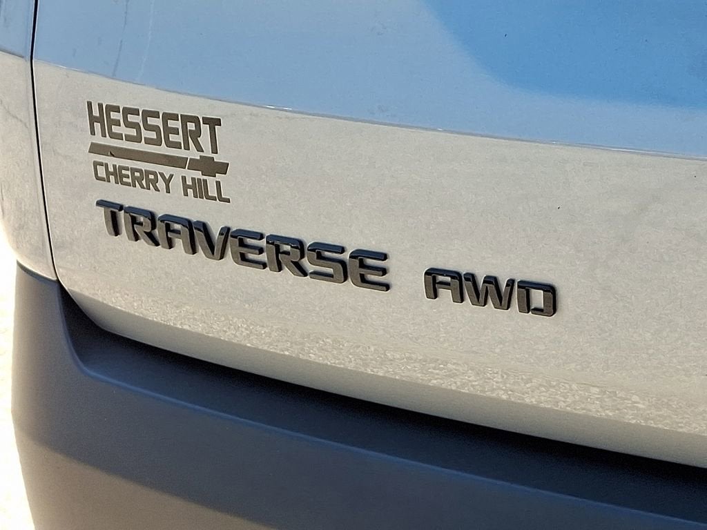 2023 Chevrolet Traverse RS
