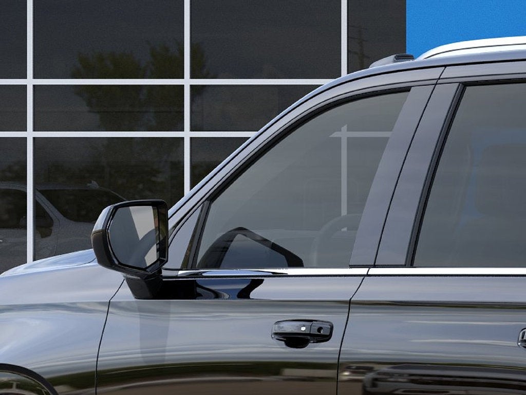 2027 Chevrolet Suburban LS