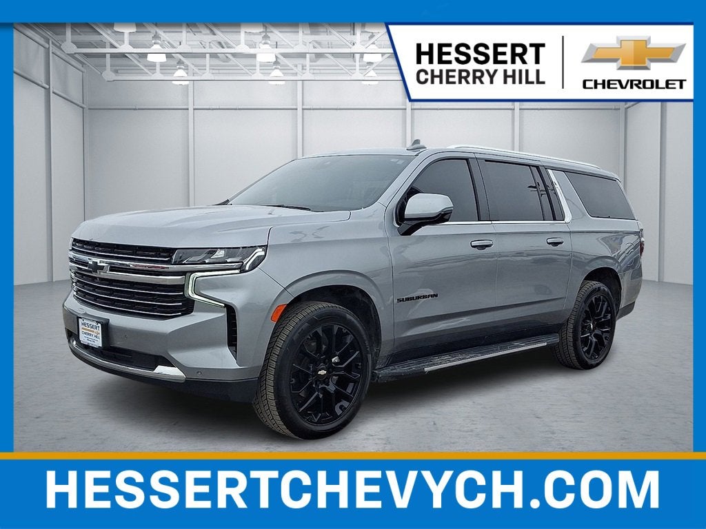 2023 Chevrolet Suburban LT