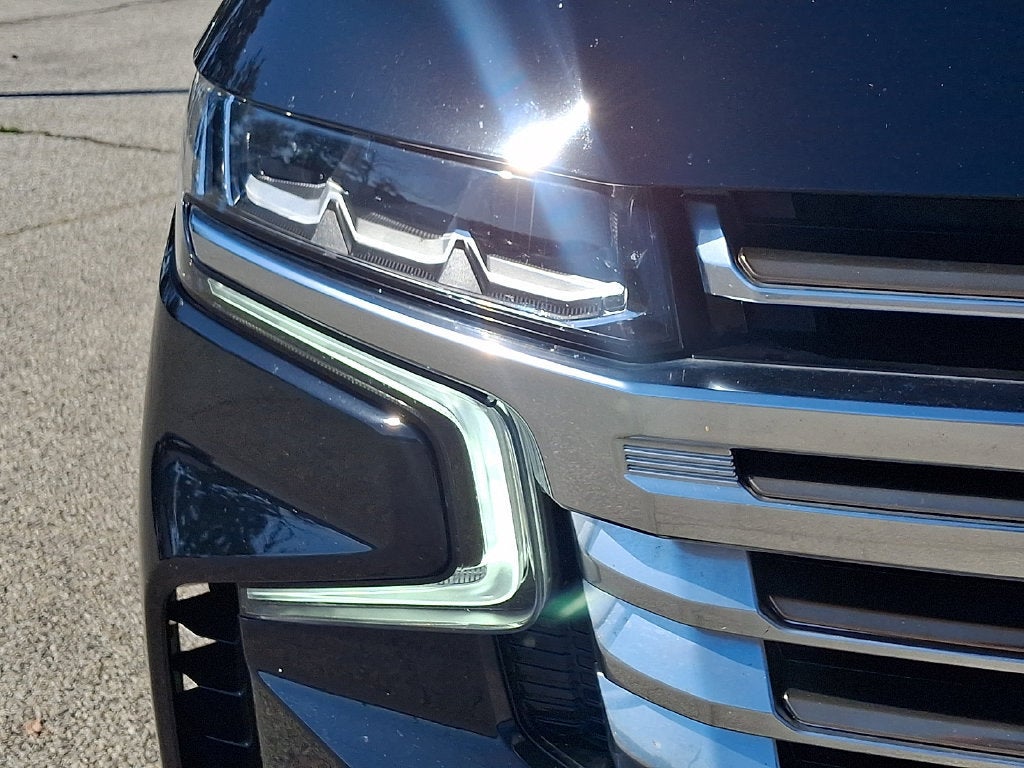 2023 Chevrolet Suburban High Country - Photo 11