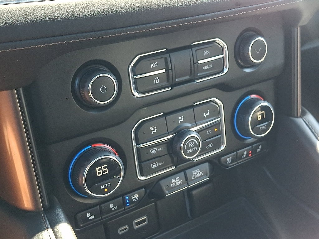 2023 Chevrolet Suburban High Country - Photo 18