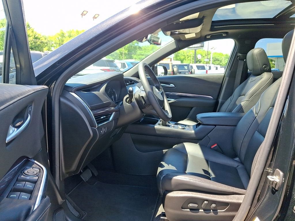 2023 Cadillac XT4 Luxury