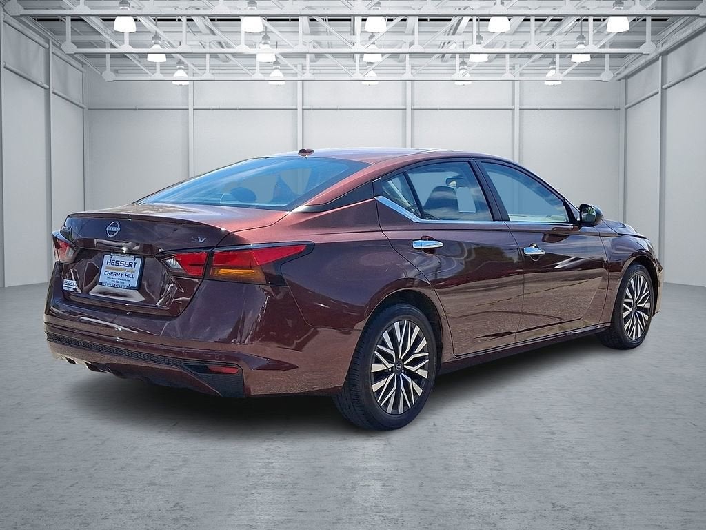 2024 Nissan Altima SV FWD