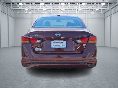 2024 Nissan Altima SV FWD