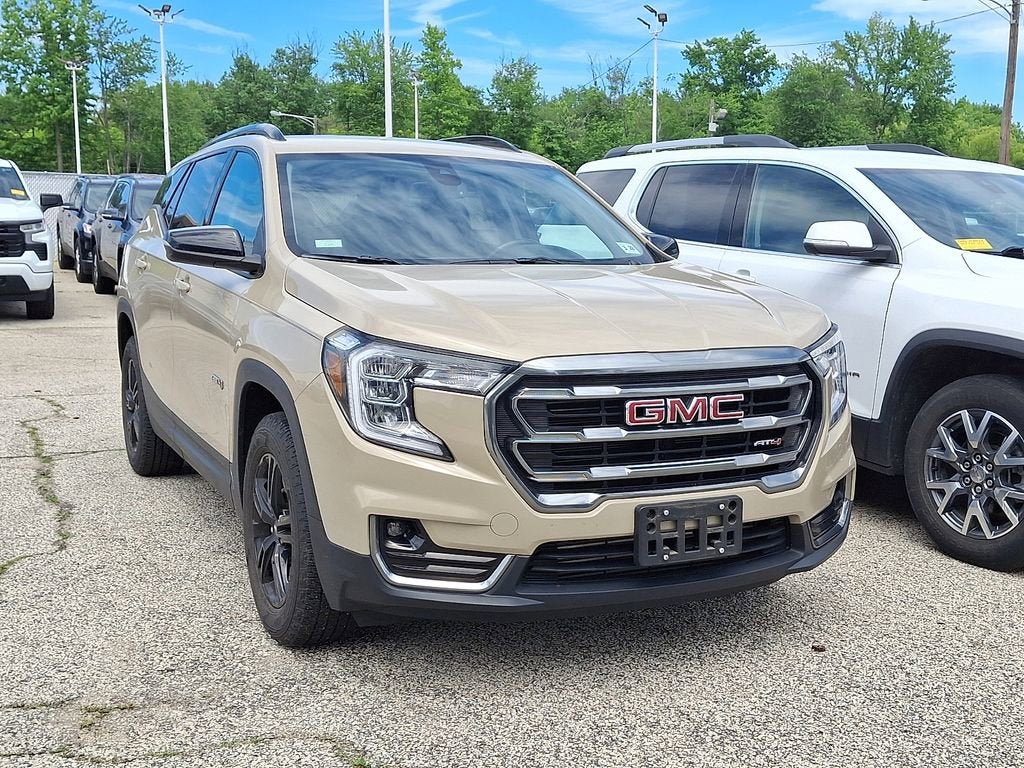 2023 GMC Terrain AT4