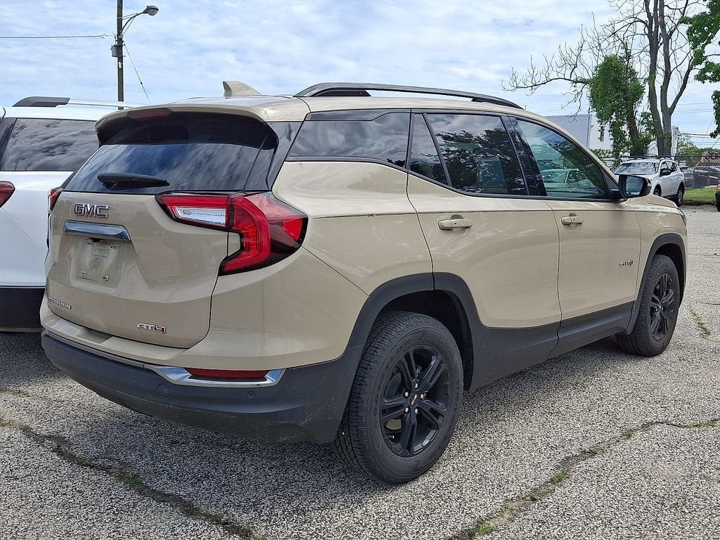 2023 GMC Terrain AT4