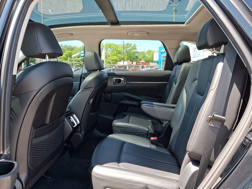 2023 Kia Sorento SX