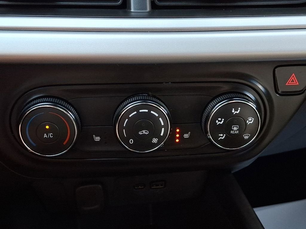 2025 Chevrolet Trax LS