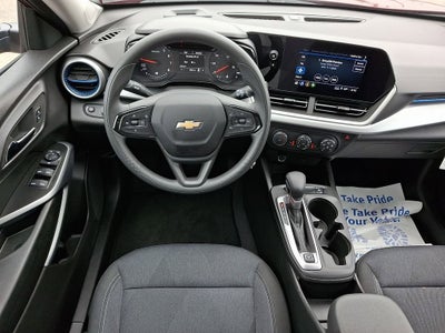 2025 Chevrolet Trax LS