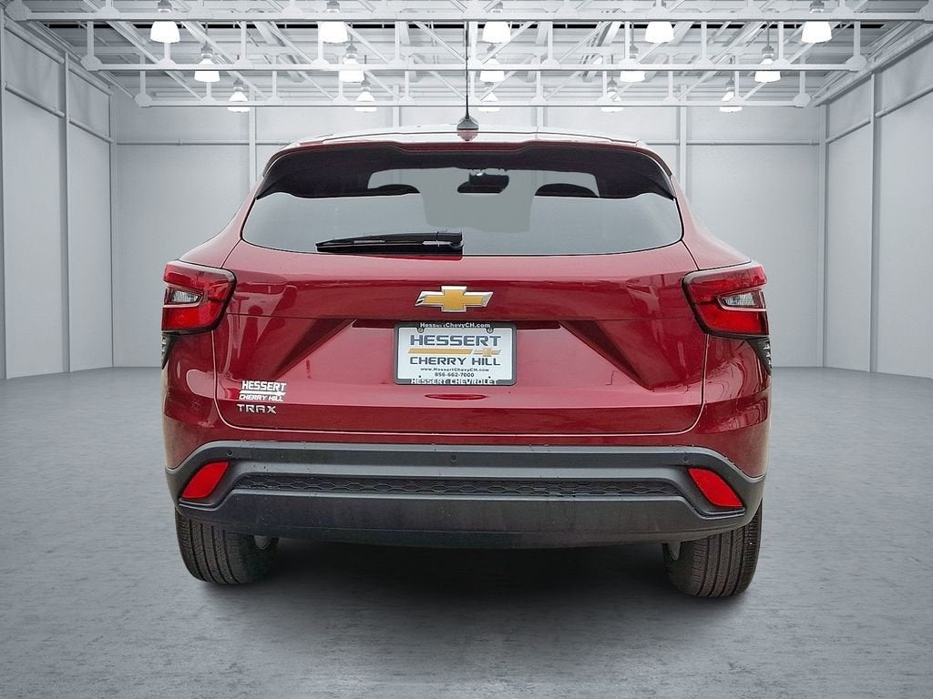 2025 Chevrolet Trax LS