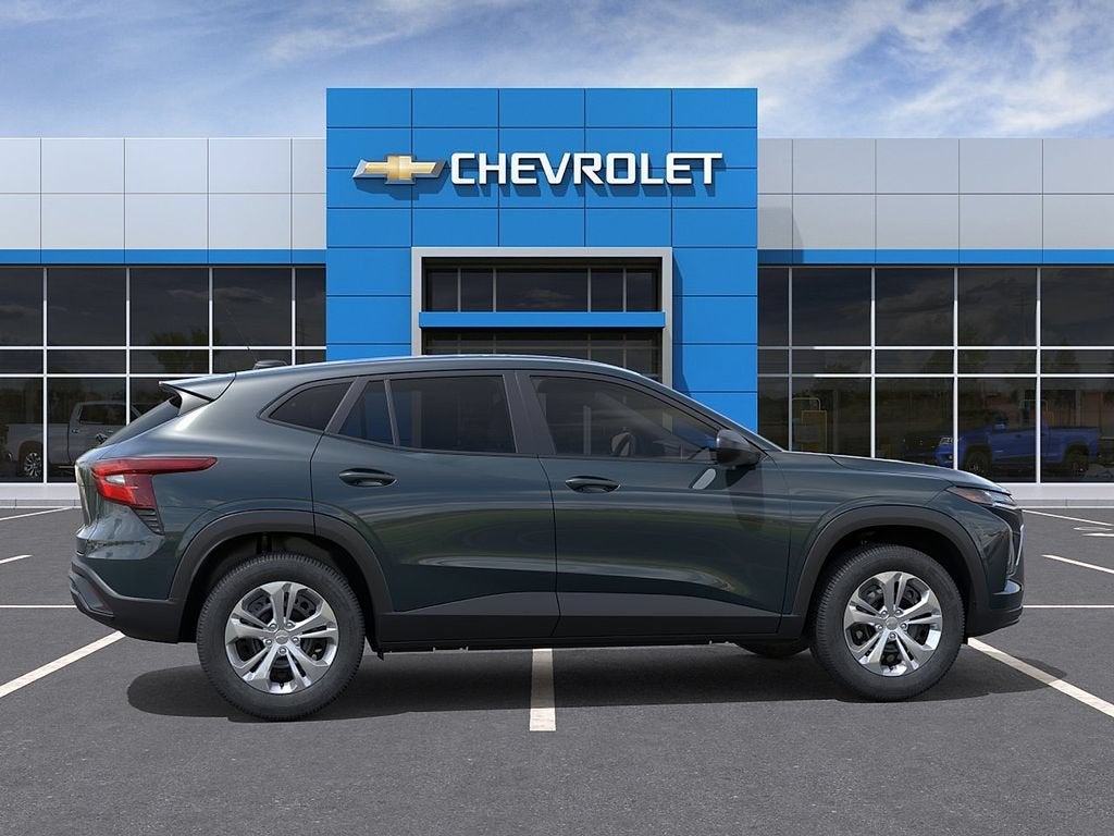 2026 Chevrolet Trax LS - Photo 6