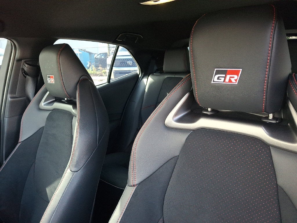 2026 Toyota GR Corolla - Photo 15
