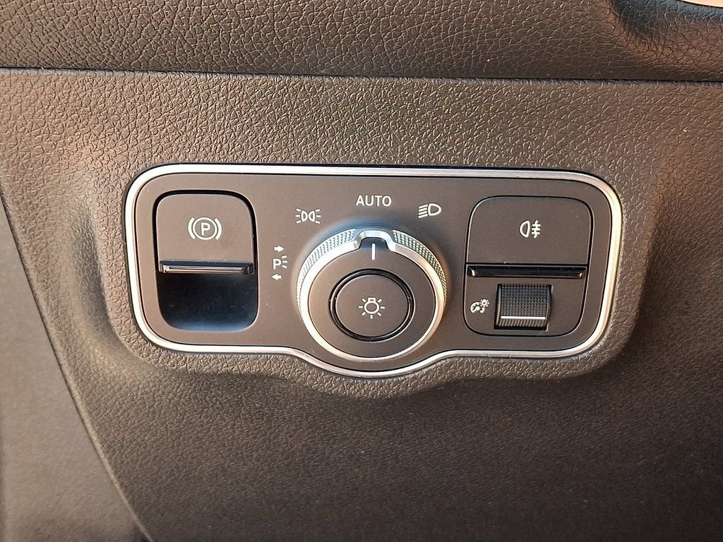 2022 Mercedes-Benz GLB Base - Photo 28