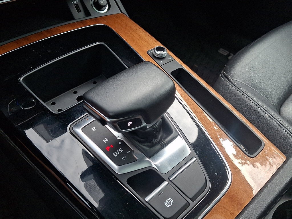 2023 Audi Q5 Premium 40 TFSI quattro S tronic