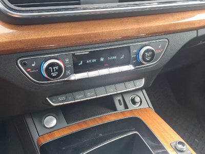 2023 Audi Q5 Premium 40 TFSI quattro S tronic