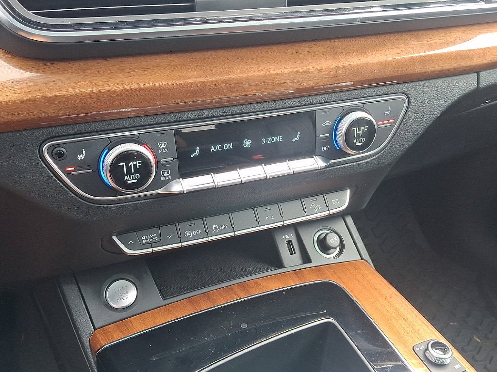 2023 Audi Q5 Premium 40 TFSI quattro S tronic