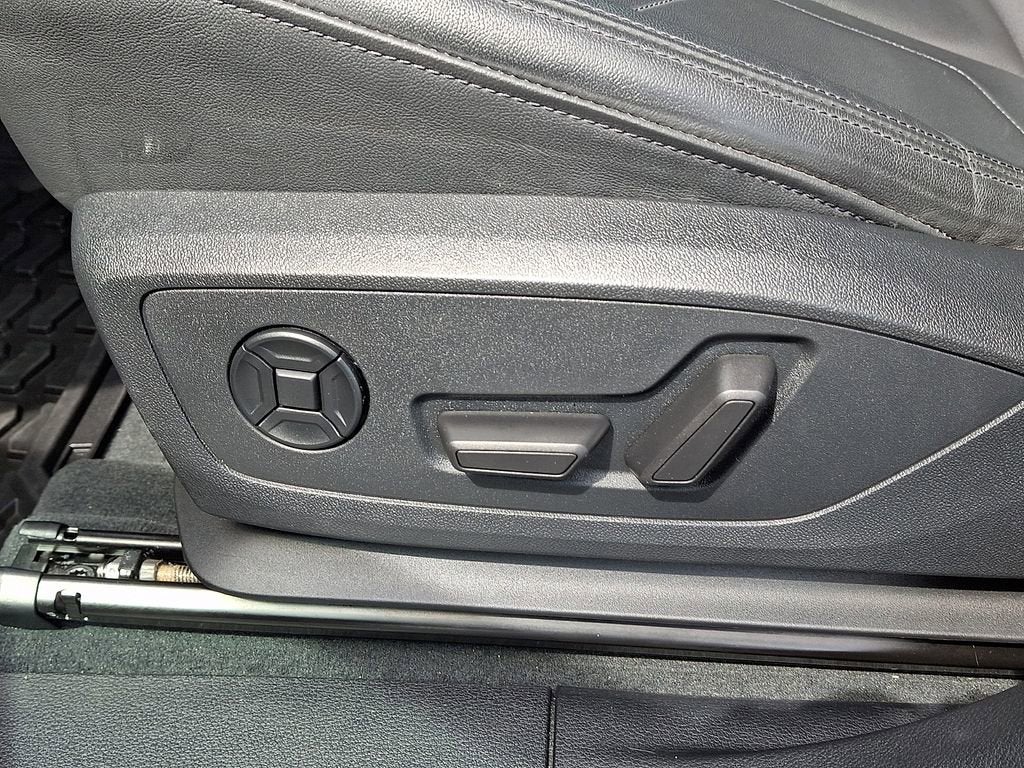 2022 Audi Q3 Premium Plus 45 TFSI S line quattro Tiptronic